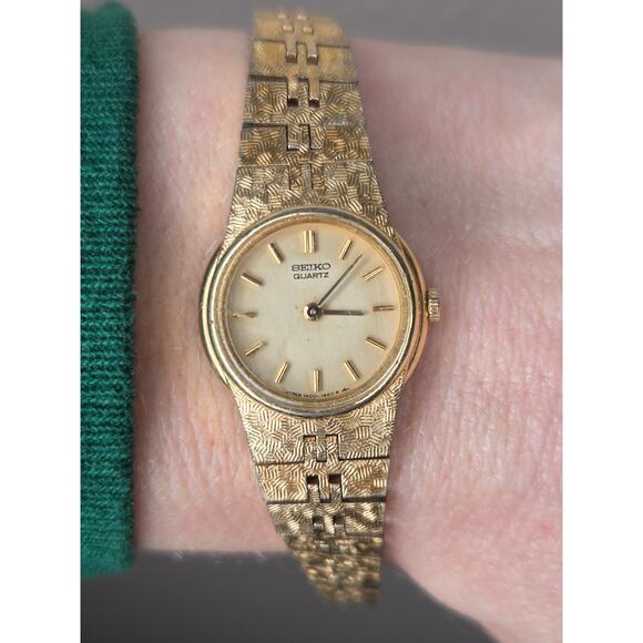 Vintage Seiko‎ Quartz Ladies  Gold Plated Wristwatch - Picture 3 of 13